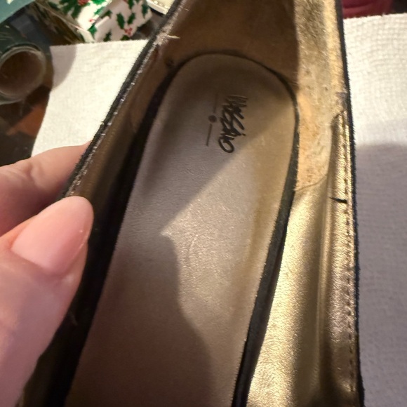 Mossimo Supply Co. Women's Black Heels - Picture 13 of 16